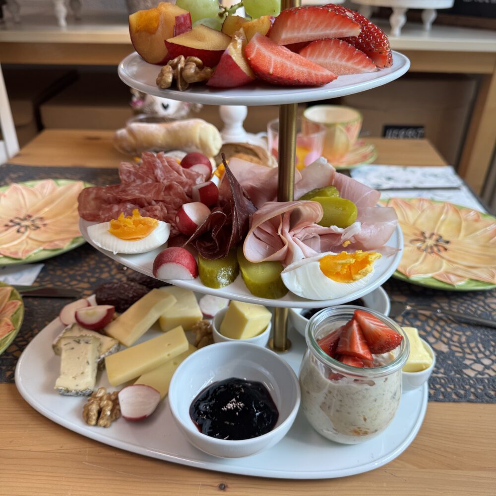 Bluemä🌸Kafi Zmorge